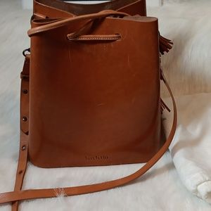 VereVerto Camel Tan Leather Bucket Bag